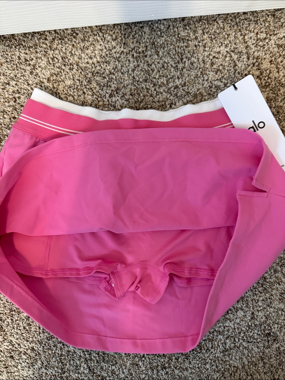 ALO Yoga Pink Women's Skort - Picture 2 of 5